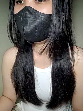 Snapshot of Athena20001 chatting on 10-31-25, 06:31 Athena20001 online show from 10-31-25, 06:31