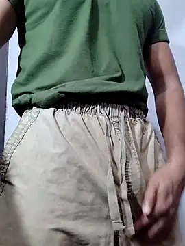 AmnionicDemeanor online show from 10-23-25, 01:21