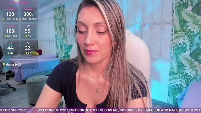 Snapshot of anny_sweet72 chatting on 11-14-25, 12:48 anny sweet72 online show from 11-14-25, 12:48