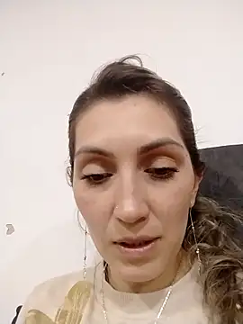 Snapshot of anny_sweet72 chatting on 11-21-25, 03:22 anny sweet72 online show from 11-21-25, 03:22