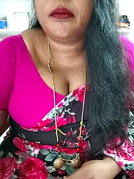 Snapshot of Swapna_143 chatting on 05-06-26, 06:52 Swapna 143 online show from 05-06-26, 06:52