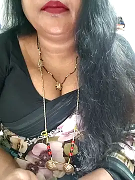 Snapshot of Swapna_143 chatting on 06-04-26, 02:50 Swapna 143 online show from 06-04-26, 02:50