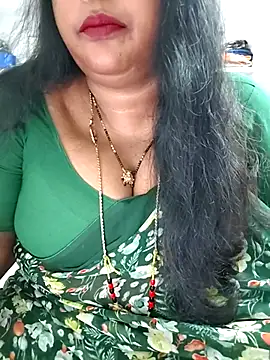 Snapshot of Swapna_143 chatting on 06-06-26, 03:33 Swapna 143 online show from 06-06-26, 03:33