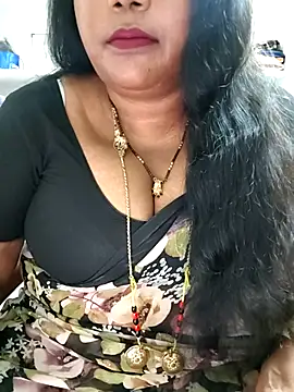 Snapshot of Swapna_143 chatting on 06-29-26, 04:51 Swapna 143 online show from 06-29-26, 04:51