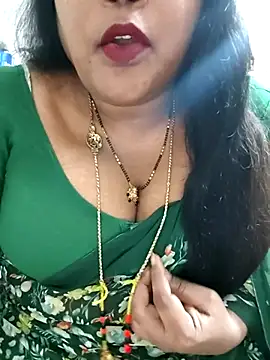 Snapshot of Swapna_143 chatting on 07-04-26, 04:46 Swapna 143 online show from 07-04-26, 04:46