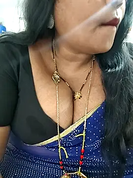 Snapshot of Swapna_143 chatting on 07-17-26, 04:41 Swapna 143 online show from 07-17-26, 04:41
