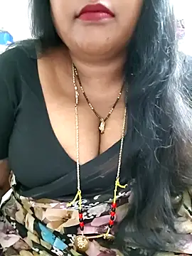 Snapshot of Swapna_143 chatting on 07-21-26, 05:04 Swapna 143 online show from 07-21-26, 05:04