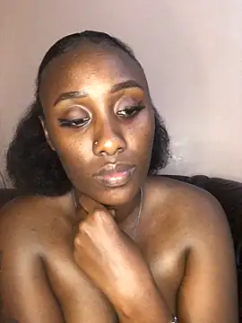 Snapshot of Lola_kims chatting on 01-18-25, 02:36 Lola kims online show from 01-18-25, 02:36