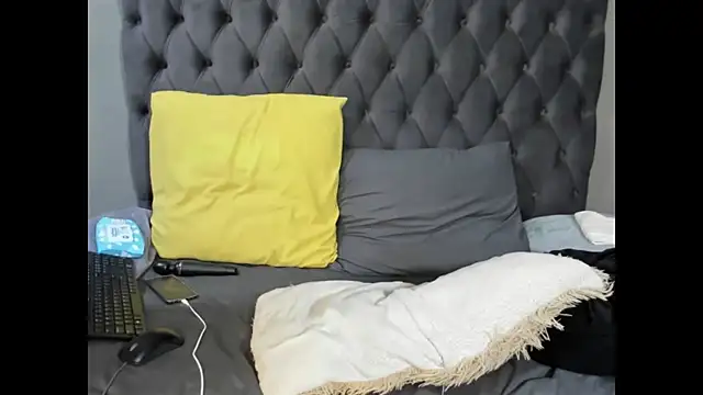 DIRTYTALKINQUEEN online show from 10-03-25, 08:06