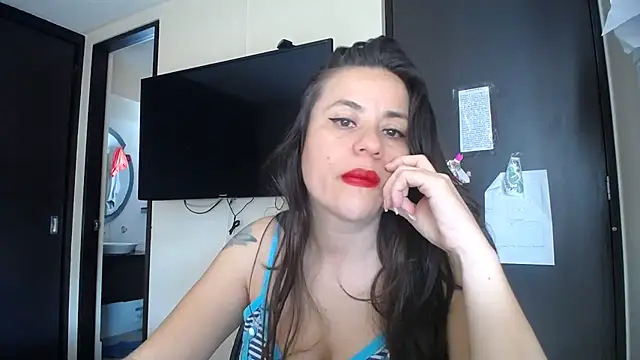 Snapshot of KAROLCANDY chatting on 11-21-25, 03:33 KAROLCANDY online show from 11-21-25, 03:33