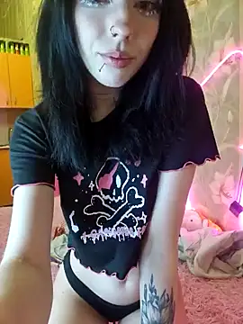 Snapshot of _Alice_0-0 chatting on 01-19-25, 07:37  Alice 0-0 online show from 01-19-25, 07:37