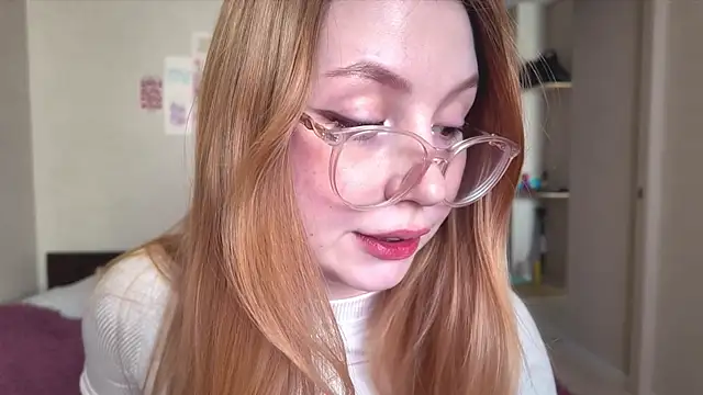 HoneyAudrey online show from 01-17-26, 03:33