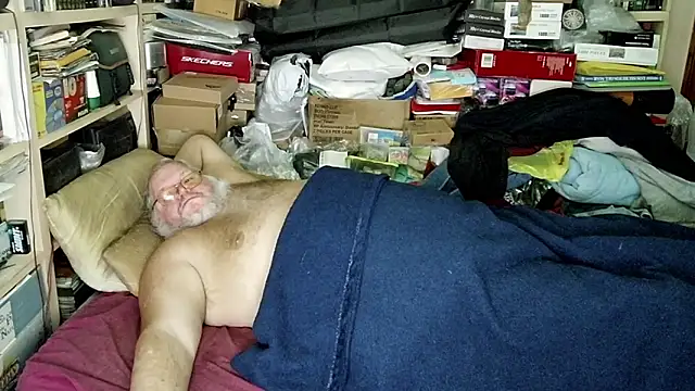 hadeszeuss2 online show from 12-25-24, 05:58