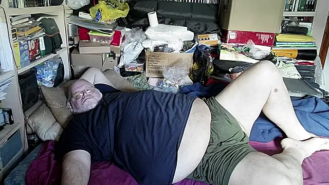 hadeszeuss2 online show from 02-17-25, 02:26