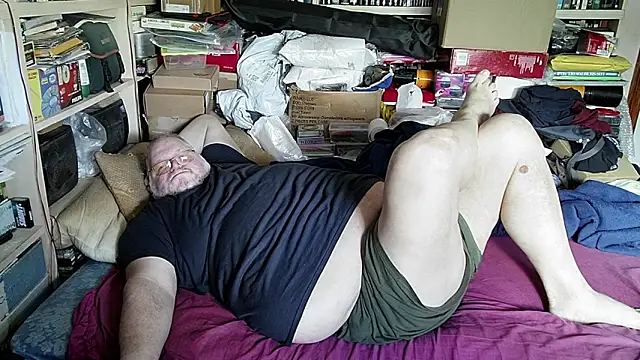 hadeszeuss2 online show from 03-15-25, 02:23