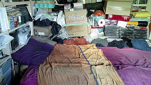 hadeszeuss2 online show from 09-18-25, 04:53