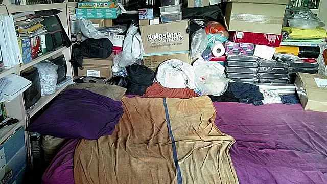 hadeszeuss2 online show from 10-13-25, 03:23