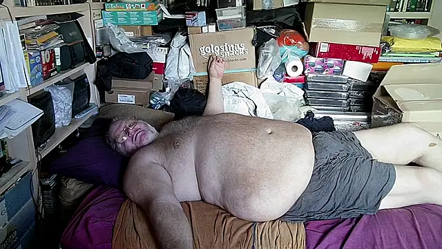 hadeszeuss2 online show from 10-15-25, 02:06