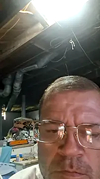 Snapshot of Davo84123 chatting on 07-28-26, 03:54 Davo84123 online show from 07-28-26, 03:54