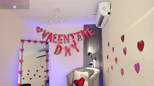 emma alice  online show from 02-17-25, 06:48