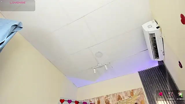 emma alice  online show from 02-21-25, 03:54