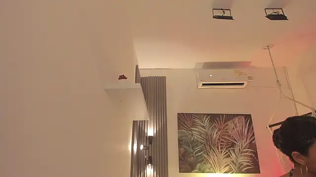 emma alice  online show from 11-12-25, 12:05