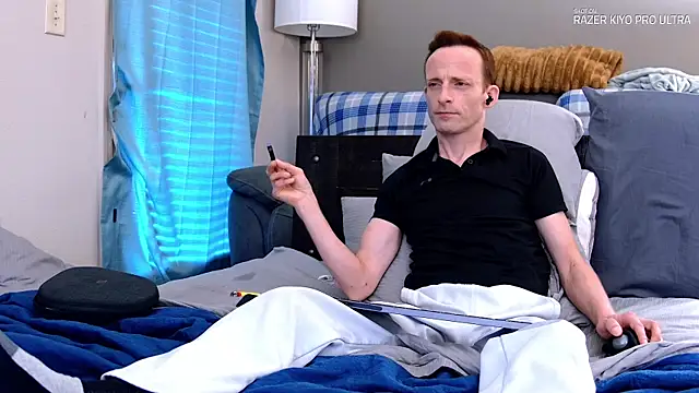 Dilldough405 online show from 04-22-26, 03:24