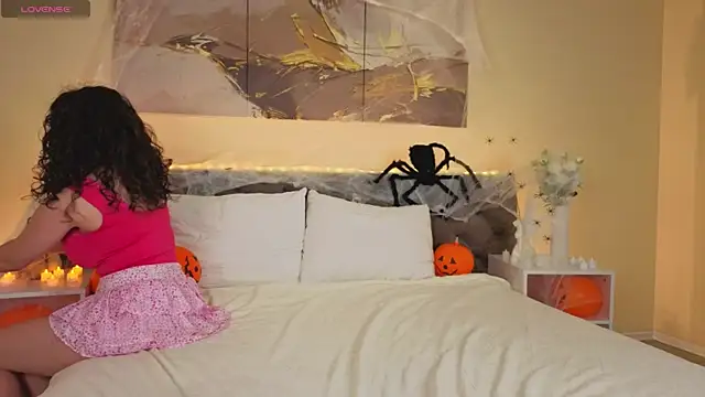 Ariella Sol online show from 11-03-25, 01:08