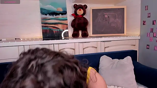 Ariella Sol online show from 03-22-26, 01:09