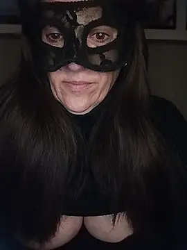 Snapshot of 23Milly chatting on 12-13-24, 05:27 23Milly online show from 12-13-24, 05:27