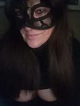 Snapshot of 23Milly chatting on 12-14-24, 05:07 23Milly online show from 12-14-24, 05:07