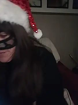 Snapshot of 23Milly chatting on 12-24-24, 05:16 23Milly online show from 12-24-24, 05:16