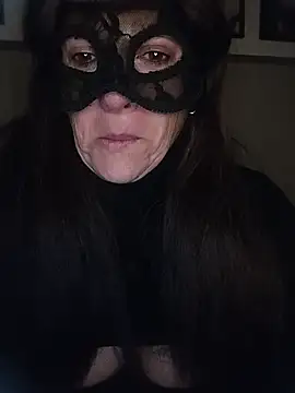 Snapshot of 23Milly chatting on 12-28-24, 05:23 23Milly online show from 12-28-24, 05:23