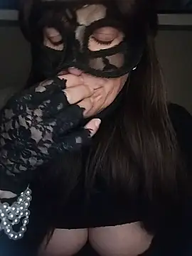 Snapshot of 23Milly chatting on 01-10-25, 07:35 23Milly online show from 01-10-25, 07:35