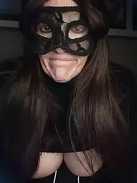 Snapshot of 23Milly chatting on 01-28-25, 09:08 23Milly online show from 01-28-25, 09:08