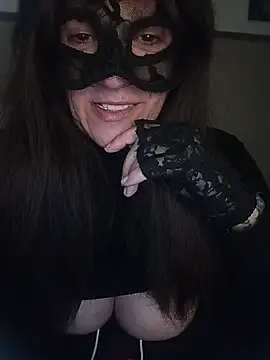 Snapshot of 23Milly chatting on 02-21-25, 01:44 23Milly online show from 02-21-25, 01:44