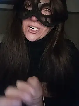 Snapshot of 23Milly chatting on 03-01-25, 05:09 23Milly online show from 03-01-25, 05:09