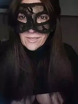 Snapshot of 23Milly chatting on 03-03-25, 07:28 23Milly online show from 03-03-25, 07:28