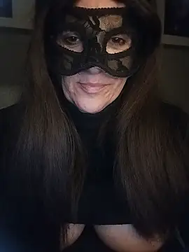 Snapshot of 23Milly chatting on 03-18-25, 07:41 23Milly online show from 03-18-25, 07:41