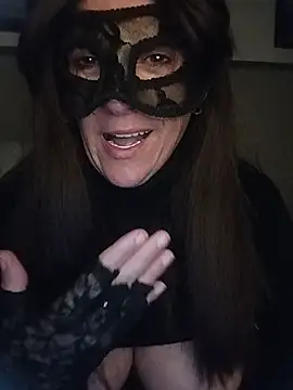 Snapshot of 23Milly chatting on 03-19-25, 08:45 23Milly online show from 03-19-25, 08:45