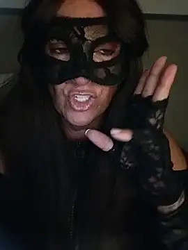 Snapshot of 23Milly chatting on 09-09-25, 12:26 23Milly online show from 09-09-25, 12:26