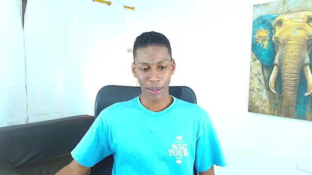 maiki18  online show from 01-16-26, 08:35