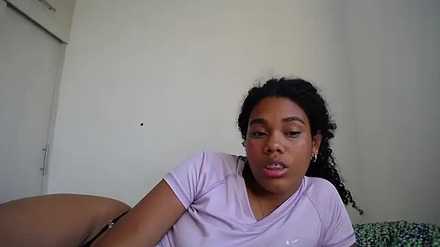 Snapshot of Dena_k_ chatting on 01-10-25, 10:25 Dena k online show from 01-10-25, 10:25