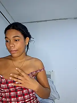 Snapshot of Dena_k_ chatting on 03-05-25, 10:55 Dena k online show from 03-05-25, 10:55