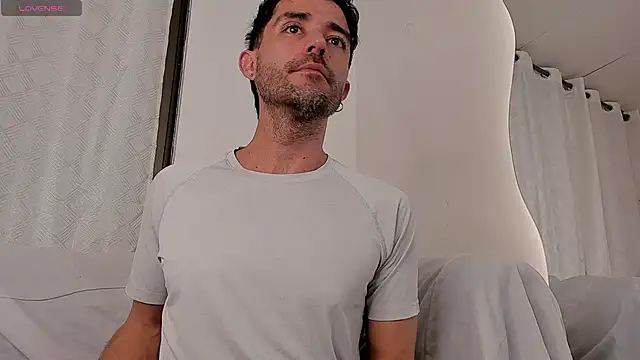 Snapshot of Adam_MillanFF chatting on 03-14-25, 11:56 Adam MillanFF online show from 03-14-25, 11:56