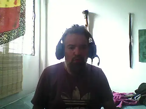 Snapshot of LECHEBALLS chatting on 12-21-25, 07:10 LECHEBALLS online show from 12-21-25, 07:10