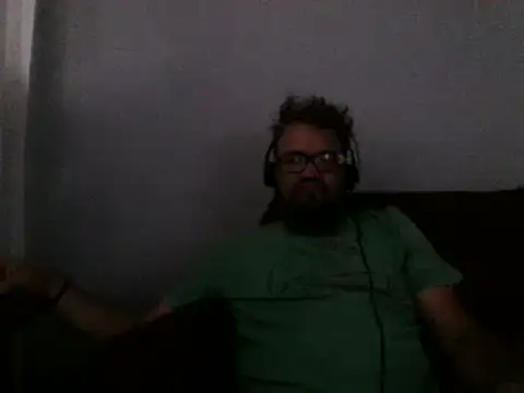 Snapshot of LECHEBALLS chatting on 03-05-26, 05:53 LECHEBALLS online show from 03-05-26, 05:53