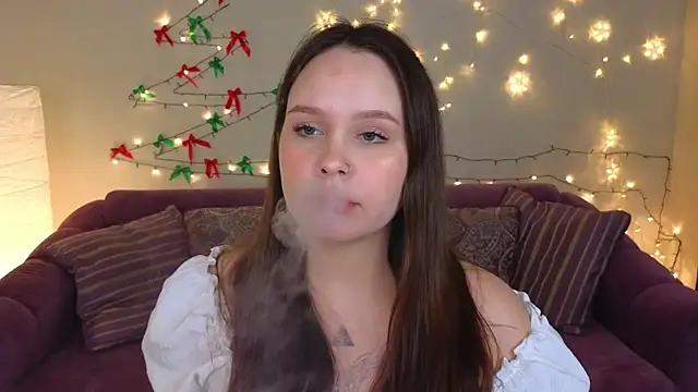 miki miki cutie  online show from 12-25-24, 07:34