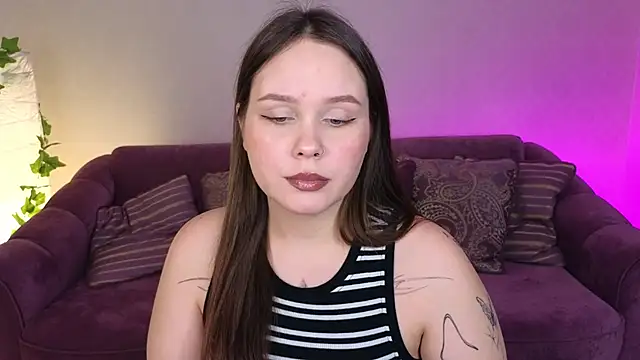 miki miki cutie  online show from 01-16-25, 04:50