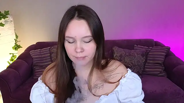 miki miki cutie  online show from 01-17-25, 09:06